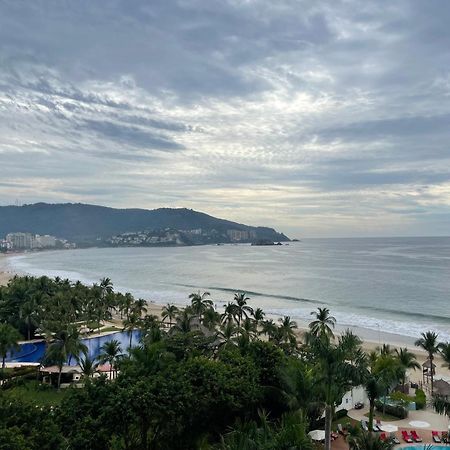 Bay View Grand Marina Ixtapa Condo En Pie De Playa Exteriör bild