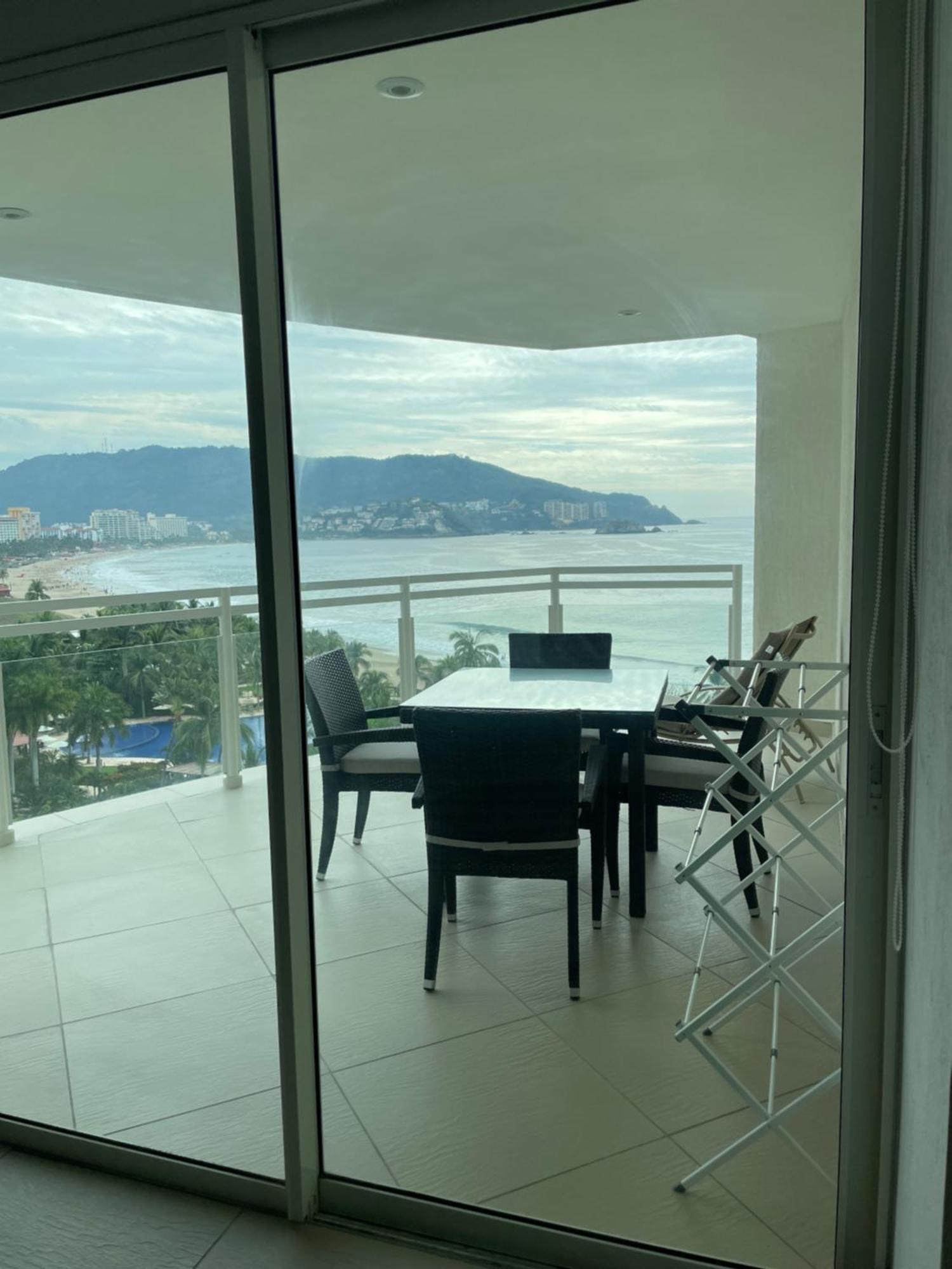 Bay View Grand Marina Ixtapa Condo En Pie De Playa Exteriör bild